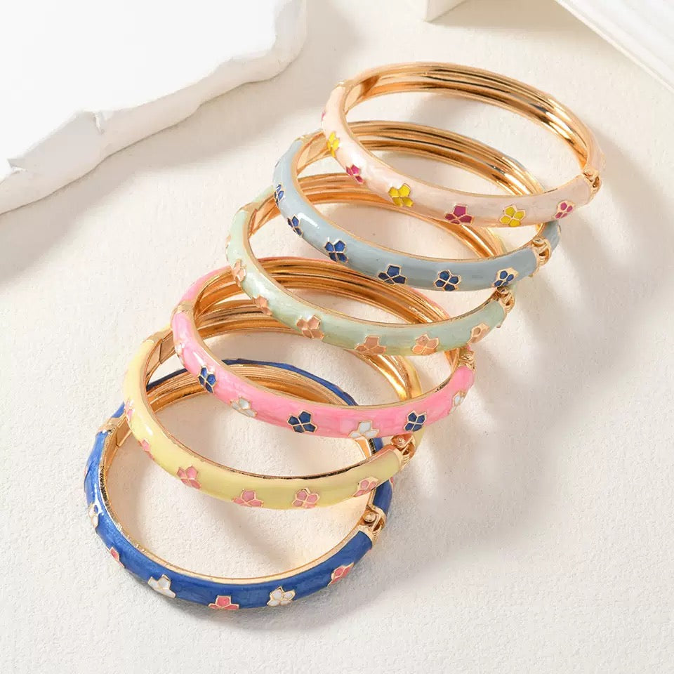 Cloisonne & Shiny Stackable Bangles Set ✨ | When Beauty Meets Craftsmanship - Online Lucky Bags