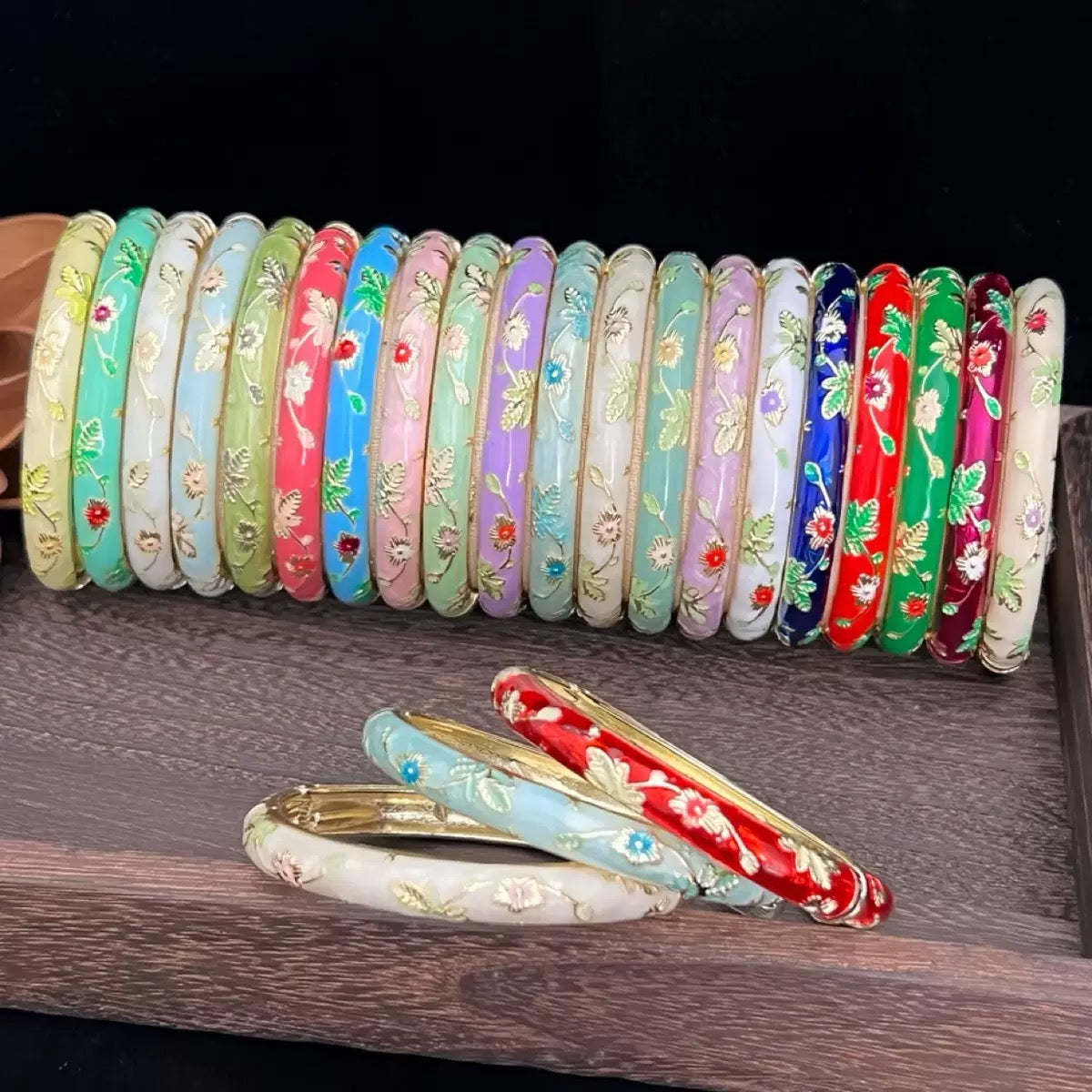 Cloisonne & Shiny Stackable Bangles Set ✨ | When Beauty Meets Craftsmanship - Online Lucky Bags