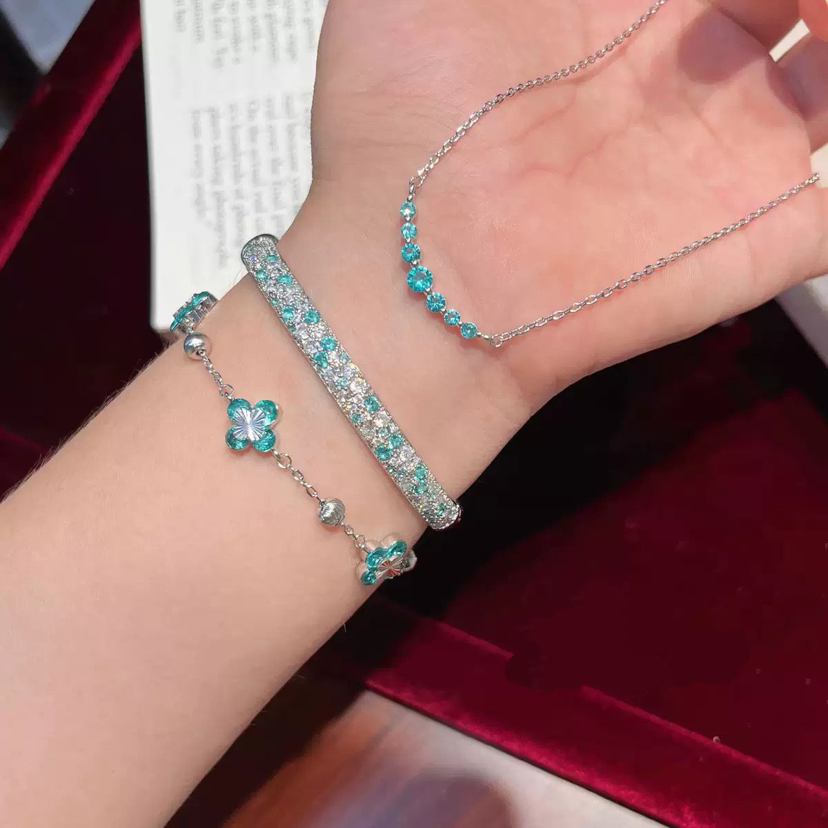 Ocean Bloom Paraiba Color Jewelry Set – Elegant Teal Blue Crystal Necklace & Bracelet Collection