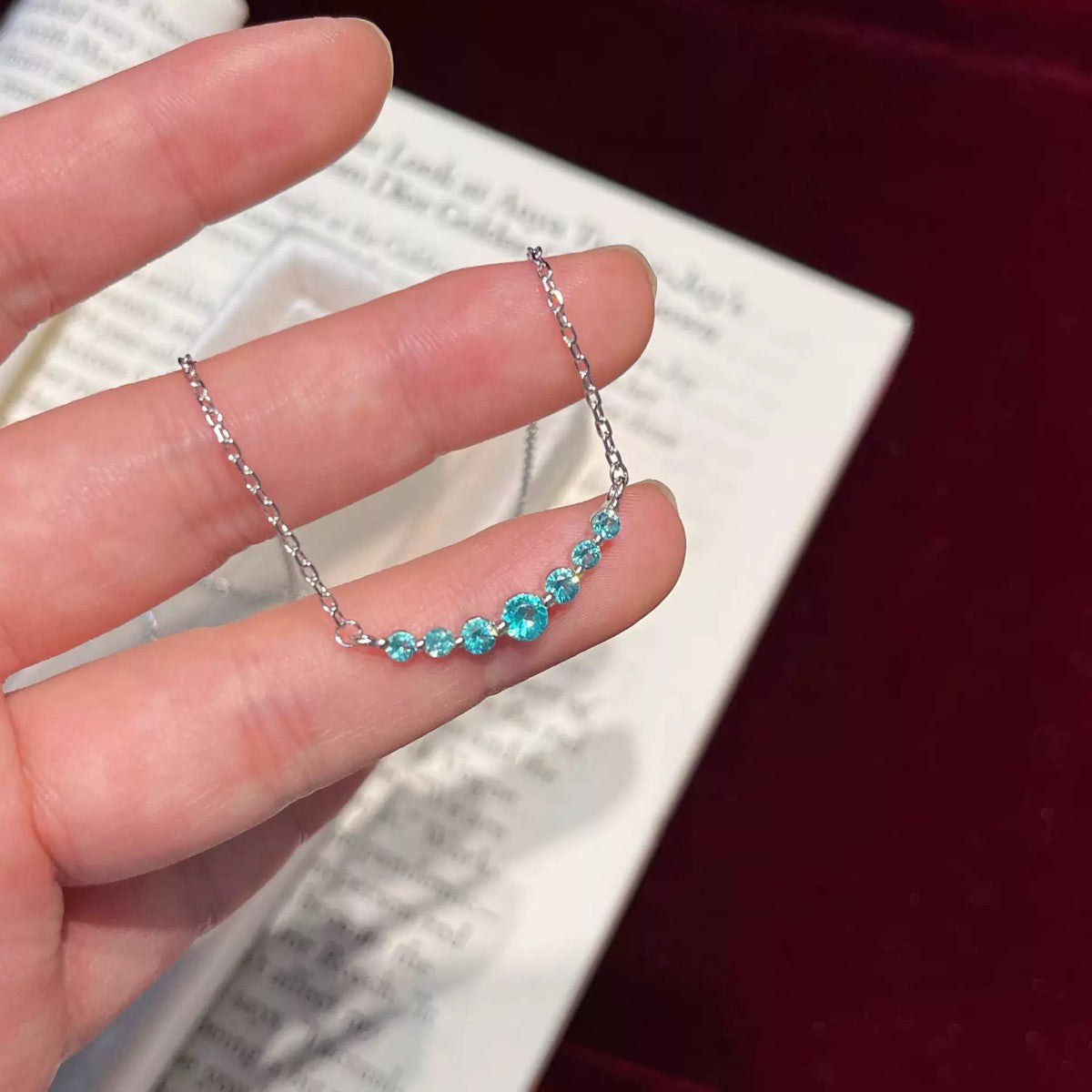 Ocean Bloom Paraiba Color Jewelry Set – Elegant Teal Blue Crystal Necklace & Bracelet Collection